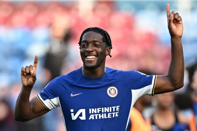 Villarreal vyšetruje zmiznutie obrancu Chelsea Axel

