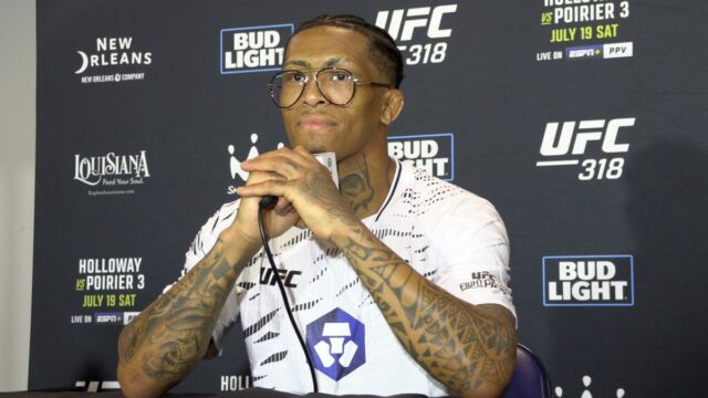 Víťaz UFC 318 Vinicius Oliveira Rips 'Coward' UMR Numagomedov

