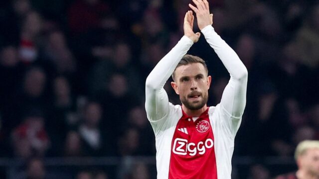 Východ Jordan Henderson od úradníka Ajaxu s ďalším ťahom bez sprievodu

