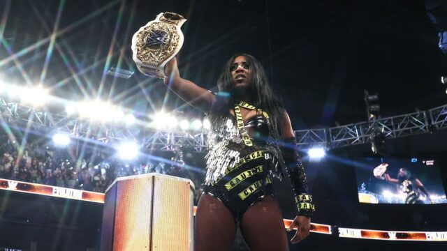 Výsledky vývoja WWE: Naomi kradne majstrovstvá Iyo Sky, Rhea Ripley

