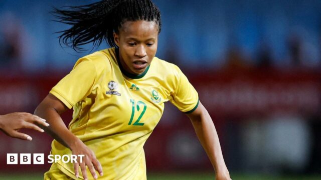 Jermaine Seoposenwe in action for South Africa
