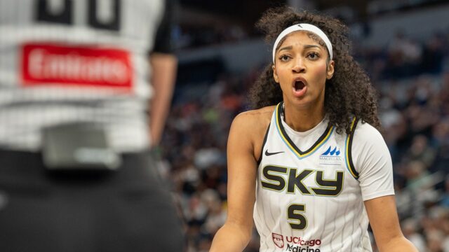 WNBA News: Sky Star Angel Reese Overstuur o WNBA -CONFICER

