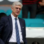 Wenger obhajuje Majstrovstvá sveta v klube uprostred kritiky Kloppa