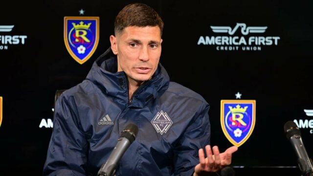 Whitecaps Cvičenie nakupovanie na D Damir Kreich

