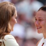 Amanda Anisimova is consoled by the Princess of Wales