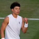 Wimbledon: Ben Shelton trvá minútu, aby porazil súpera po zavesenom zápase