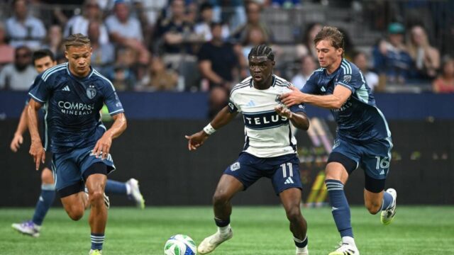 Yohei Takaoka, hrad Whitecaps Sporting Kansas City

