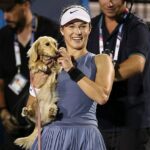 Anna Kalinskaya oslávila svoje víťazstvo nad Clara Tauson pomocou jej domáceho maznáčika Bella