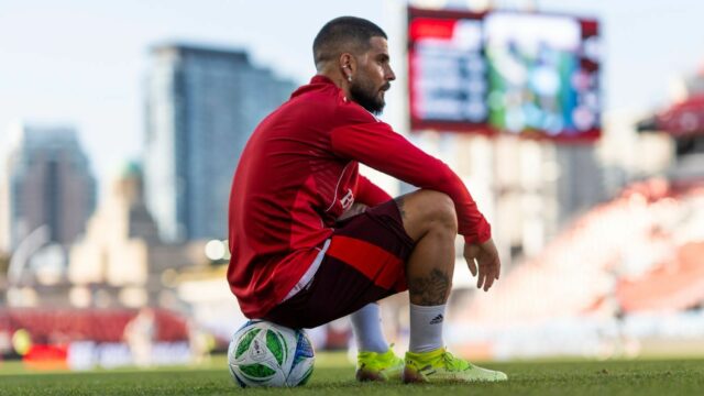 Zákaznícke hodinky: MLS -Sak Clacks Clubs vyrábajú s určitými hráčmi

