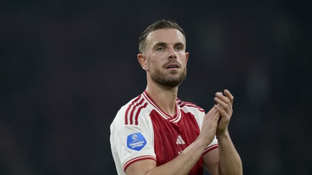 Záložník v Anglicku Jordan Henderson opúšťa Ajax po požiadaní o dokončenie zmluvy

