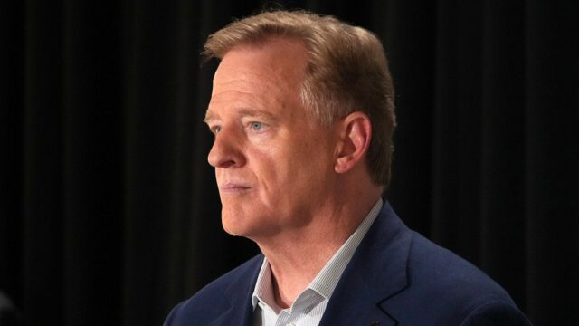Zamestnanec NFL, ktorý bol vážne zranený pri masívnom streľbe na Manhattane

