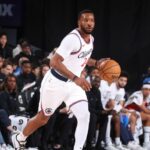 Zdroje - Powell to Heat It, Collins to Clippers v trojprúdovom obchode