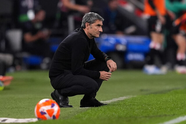 �� EGUILIZ a Paredes BODELINGIND, ATHLETICKÁ SONGOVANIE KANCELY