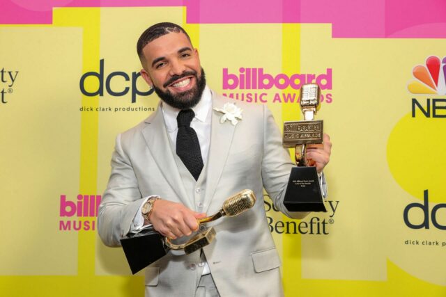 „Je to číslo 1 záznamu Michaela Jacksona“ - Fat Joe a Jadakiss reagujú na Drakeho nového „Čo mi chýbalo?“ pieseň 

