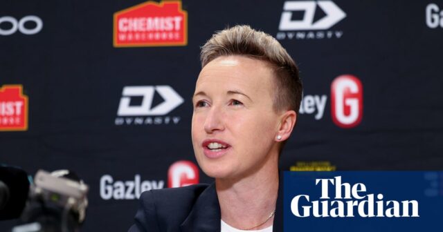 „Necítil som sa bezpečne“: Bev Priestman sa vracia zo zákazu špionáže trénera Wellingtona Phoenixa | A-lig ženy


