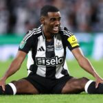 Howe potrebuje nejaké čerstvé tváre cez dvere v parku St James '
