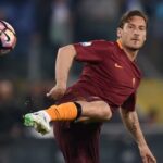 Cristian Totti zavesil topánky vo veku 19 rokov