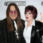 „Veľmi ikonická bojová scéna“: Zack Peter reaguje na starý klip Sharon Osbourne, ktorý porazil Megan Hauserman, aby bránil svojho manžela Ozzy Osbourne