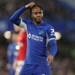 Raheem Sterling je jedným z deviatich hráčov, ktorých chce Chelsea urobiť.