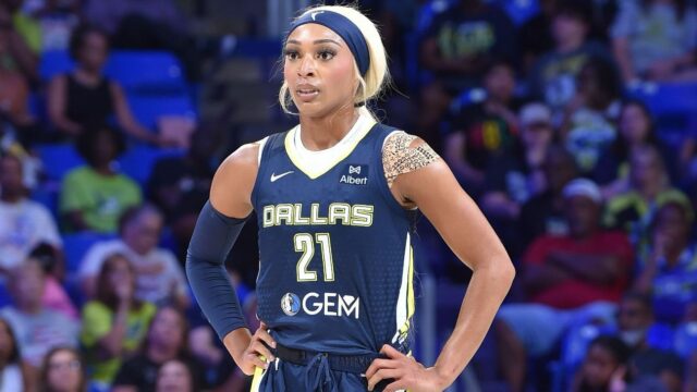 2025 Hodnotenie WNBA ROK: Správa o karte pre každú prácu

