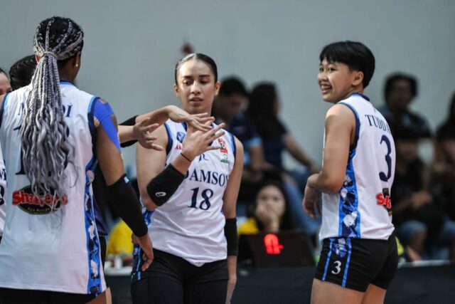 Adamson Lady Falcons Rookie Abby Segui počas hry proti USPF v Národnej pozvánke SHAREY's Super League (SSL) Cebu.