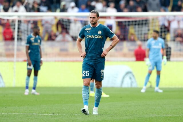 Adrien Rabiot je Jonathan Rowe vytlačený z Marseille a teraz sa o neho zaujímal AC Milan.



