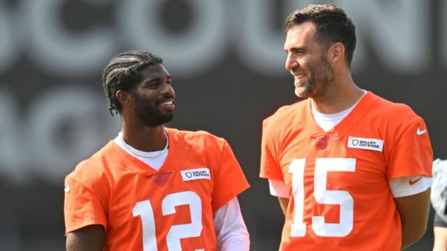 Ako idú Browns v súťaži QB Four -Way QB Ako idú Browns v súťaži QB Four -Way QB