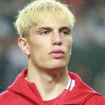 Alejandro Garnacho „sa pripravil na opustenie Guy Utd“ ako Prem konkurenti v blízkosti súbežného obvinenia “