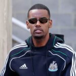 Alexander Isak odmieta znova hrať Newcastle tým, že poskytuje sily 150 miliónov GBP v Liverpoolovom prevode