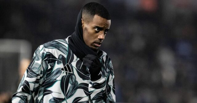 Alexander Isak sa pripravil, aby sa vrátil k aktivite, keď prenos Liverpoolu visí v rovnováhe | Futbal | Športová aktivita 

