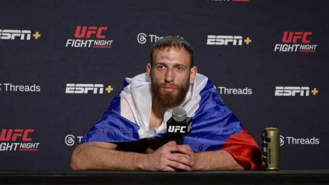Andrey Pullyaev ničí návrat pre prvé víťazstvo UFC


