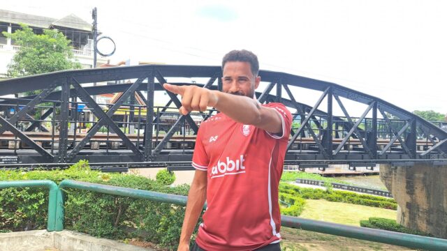 Townsend sa pripojil k thajskému klubu Kanchanaburi Power - 16. klub v jeho kariére