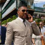 Anthony Joshua naznačil budúcu kariéru vo futbalovej agentúre a lákal spoločný podnik so svojím boxerským prosomérom Eddie Hearnom
