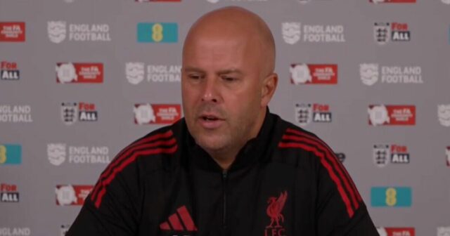 Arne Slot pošle správu Alexandrovi Isakamovi a adresuje strach z Liverpoolu prenos | Futbalový šport

