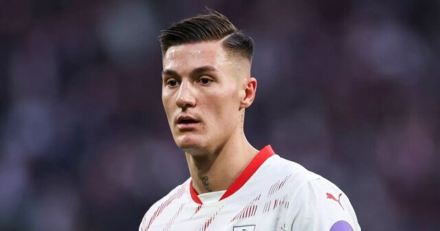 Arsenal Transfer News: Benjamin Sesko Snub a expliqué que cinq étoiles prêtes à partir
