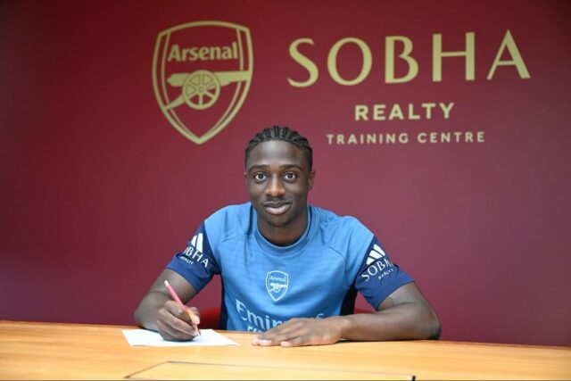 Arsenal Winger podpisuje novú zmluvu uprostred možnosti úveru