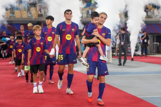 Barcelona Meno Nový kapitán - obľúbené, ktoré sa pripoja k kapitánovi tímu

