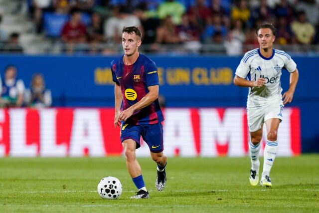 Barcelona je ochotná zvážiť ponuku na 30 miliónov EUR, ak záložník dáva svoje zelené svetlo



