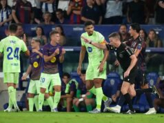 Fanúšikovia Barcelony vyjadrujú znepokojenie, ako potvrdil rozhodca El Clásica Barcelonská celebrita sa kritizuje za Levanteho druhý cieľ