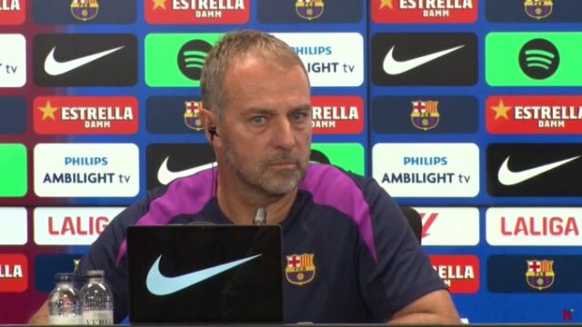 Barcelonský supervízor Hansi Flick Dodávky vylepšené na Hurt Set 

