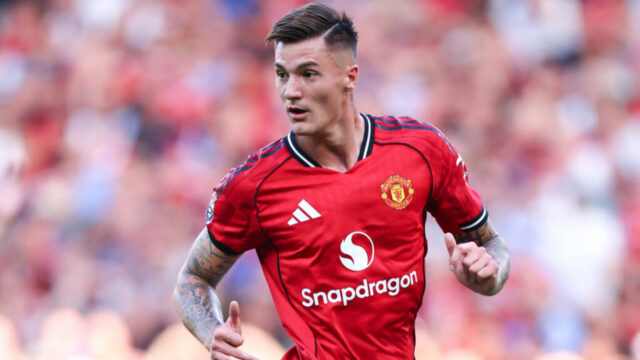 Benjamin Sesko, debut Benjamina Seska proti Arsenalu, bol medzi podporovateľmi Man United veľkým problémom



