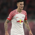 Benjamin Sesko má muža utd ako prvú voľbu, ale chce jednu z nich, hovorí nemecký odborník