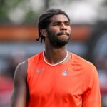 Bojová správa o rakovine trénera Prime Synovi, Shedeur Sanders, v NFL
