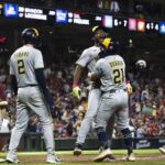 Milwaukee Brewers vytvorili franšízový rekord v jednej sezóne so 14. priamym víťazstvom v sobotu v MLB. A v súlade s nedávnou formou to nebolo ľahké.