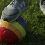 Britský futbal bez rastúceho sexizmu, transfóbne zneužívanie v minulej sezóne: Správa