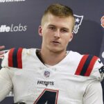 Cleveland Browns údajne podpísal quarterback Bailey Zappe v stredu