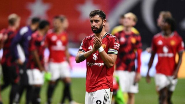 Bruno Fernandes kritizuje „lenivé“ Manchester United po tom, čo sa v predsezónnej sezóne kreslil proti Evertonu

