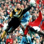 Bývalý brankár Manchester City Eike Immel je údajne odsúdený na dva roky a dva mesiace väzenia za podvodníkov