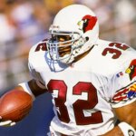 Bývalý hráč NFL odsúdený za 6 trestných činov za operáciu stíhacieho stíha