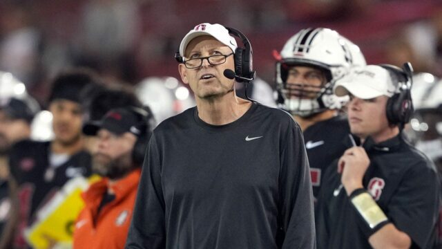 Bývalý tréner Stanford -Football Troy Taylor Sues ESPN za ohováranie

